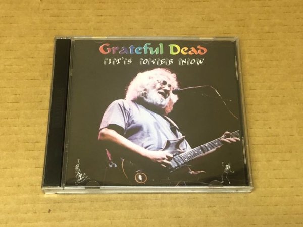 Photo1: GRATEFUL DEAD -  IT’S OVER NOW.  2 CD SET. FACTORY SILVER. PITTSBURGH, PA APRIL, 2, 1989. (1)