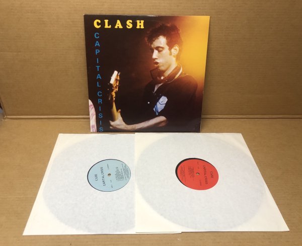 Photo1: THE CLASH - CAPITAL CRISIS 2LP Capitol Theatre, Passaic, NJ on March 8th, 1980. (1)