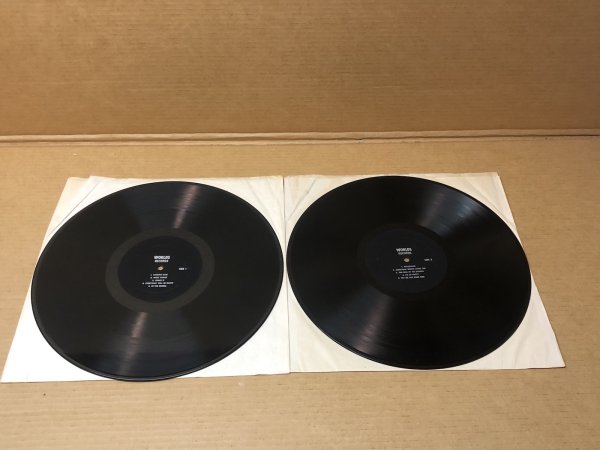 Photo2: Led Zeppelin - The 1975 World Tour - 2LP  Forum de Montréal, February 6, 1975  (2)