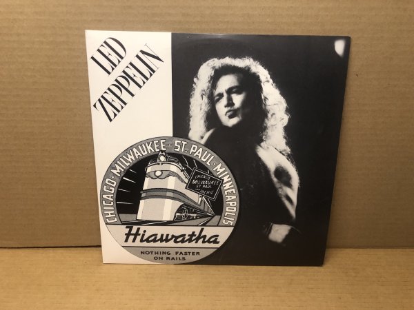 Photo3: Led Zeppelin - Hiawatha Express - 2LP Stash Records. MINT!! (3)