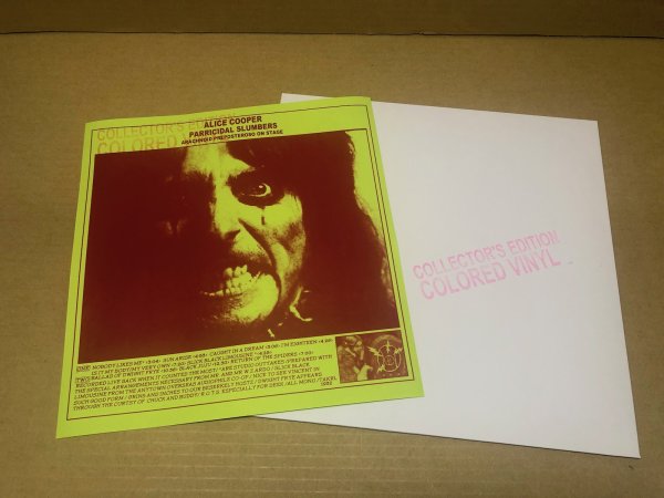 Photo9: Alice Cooper – Parricidal Slumbers - LP TAKRL #1932 (9)