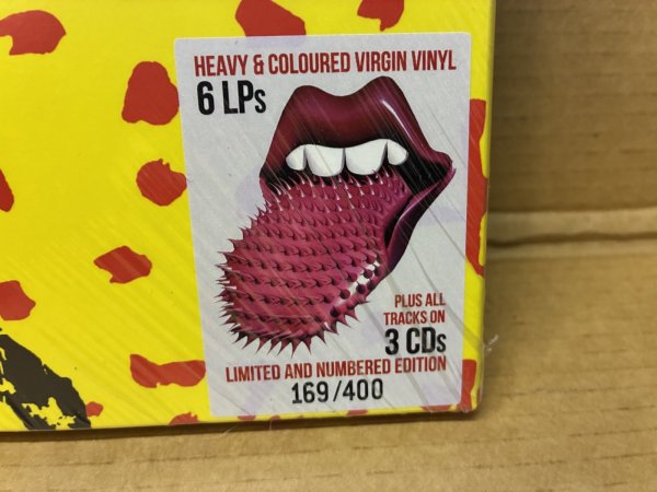 Photo2: The Rolling Stones – The Real Alternate Album Voodoo Lounge - 6LPs & 3 CDs Colored Virgin Vinyl Boxed Set #169/400 SEALED!! (2)