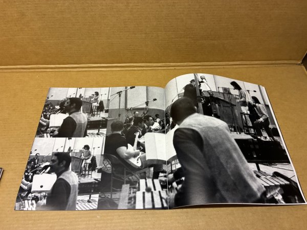 Photo20: Frank Zappa – The Lumpy Money Project/Object 3LP Box Colored Vinyl with/2 posters & booklet (20)