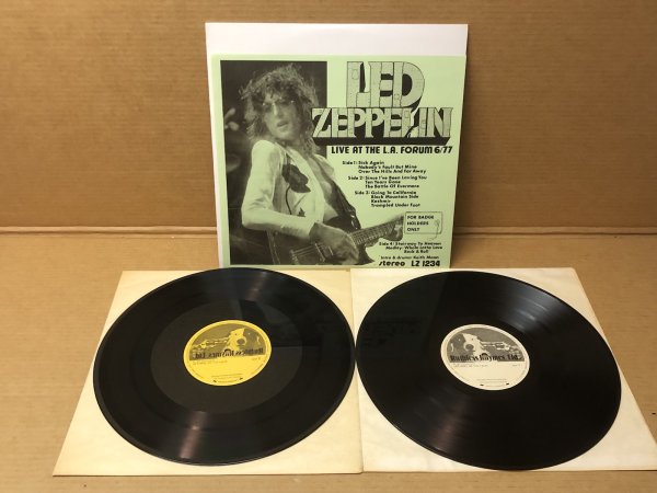 Photo2: Led Zeppelin - For Badge Holders Only Part 1 & 2 - 4lp Ruthless Rhymes MINT (2)